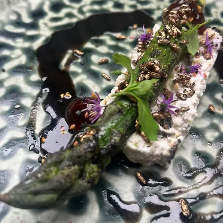 Du Chateau De Pensionat 4*