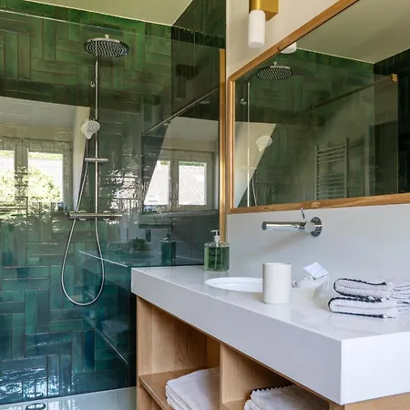 Du Chateau De 4* Leignon