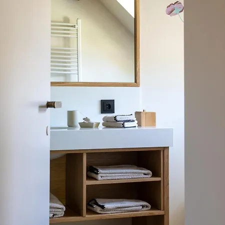 Du Chateau De Leignon