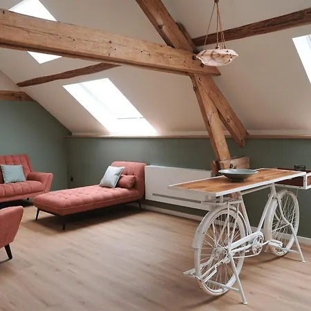 Du Chateau De 4* Leignon