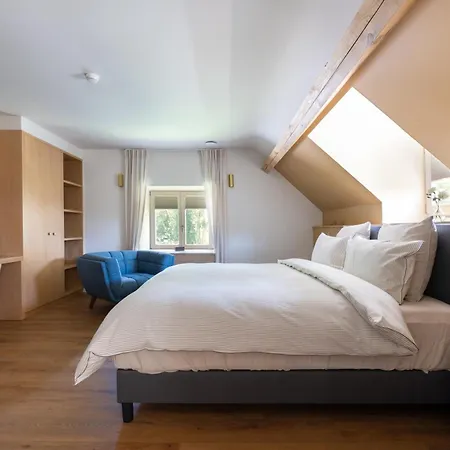 Du Chateau De Leignon